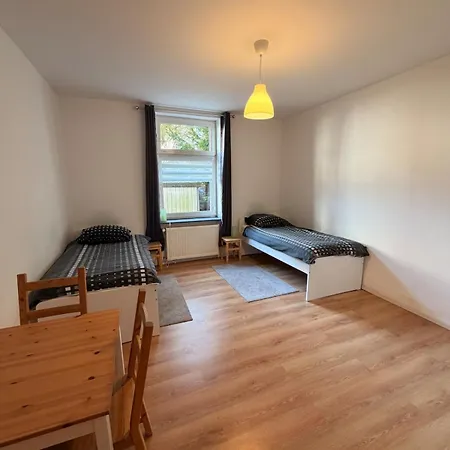 Up To 6 Guests- Comfort 2- Furnished * Gelsenkirchen